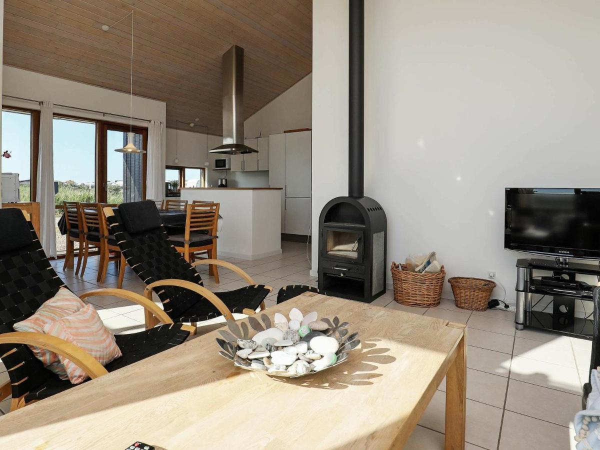 8 Person Holiday Home In Ulfborg Thorsminde Exterior photo